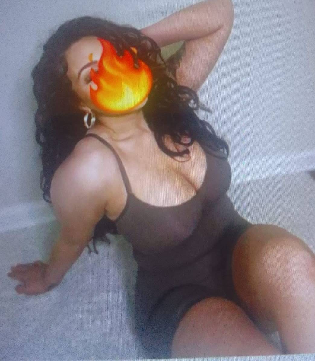Sefaköy Escort Ayşe İle Tutku Dolu Seksi Anlar
