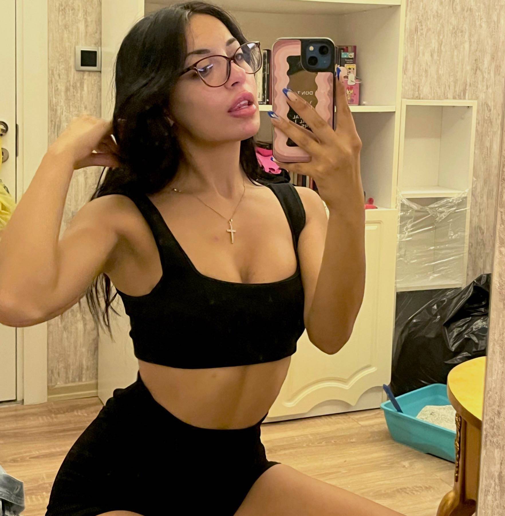 Sefaköy Escort Bayan Çiğdemle Muhteşem Anlar