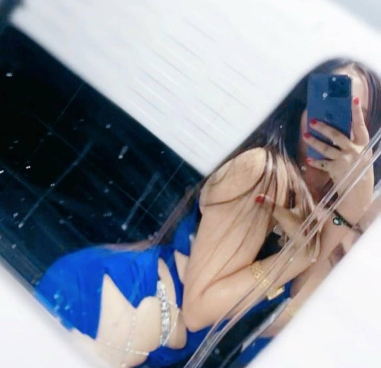 Sefaköy Escort Bayan Yağmur İle Duygusal Anlar
