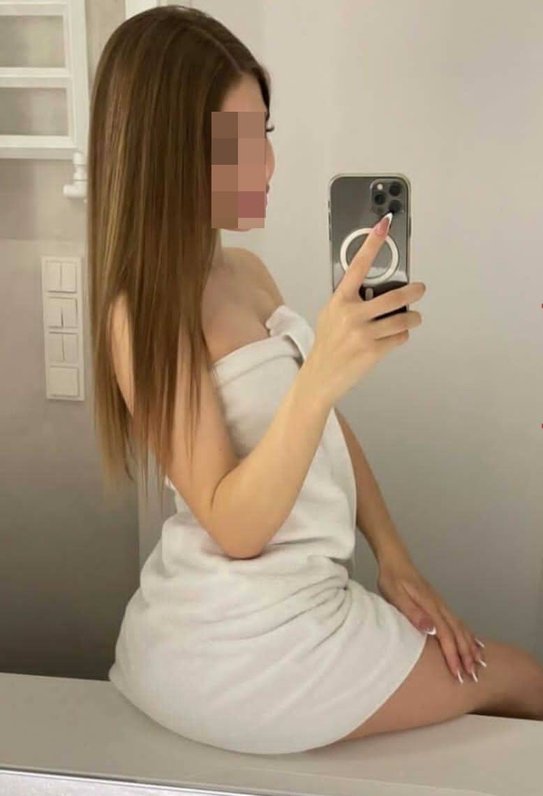 Sefaköy Escort Hande İle Zevkli Ve Haz Dolu Anlar